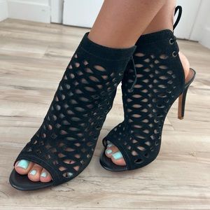 Joie laser cut booties